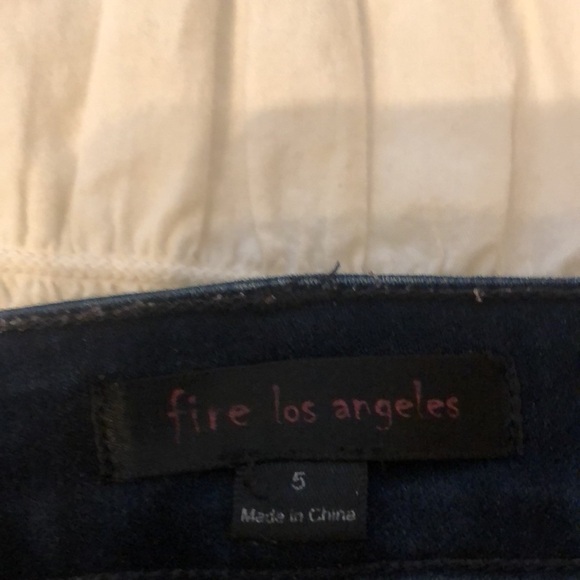 Fire Los Angeles Dark Wash Low Rise Distressed Skinny Jeans Size 5 - Picture 3 of 12